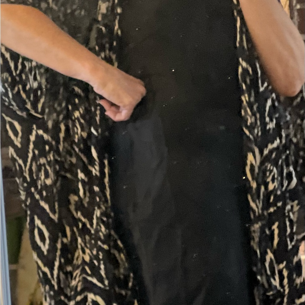 Elegant Black and Tan Women's Tunic